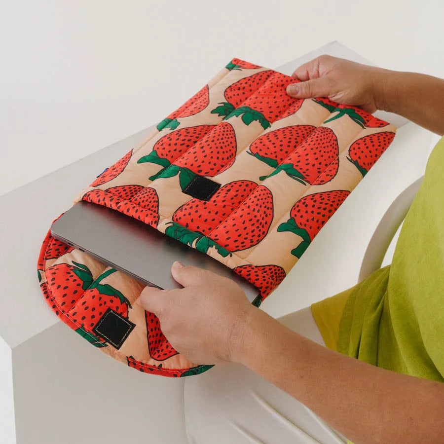 Housse d'ordinateur portable 16" - Fraise - Baggu