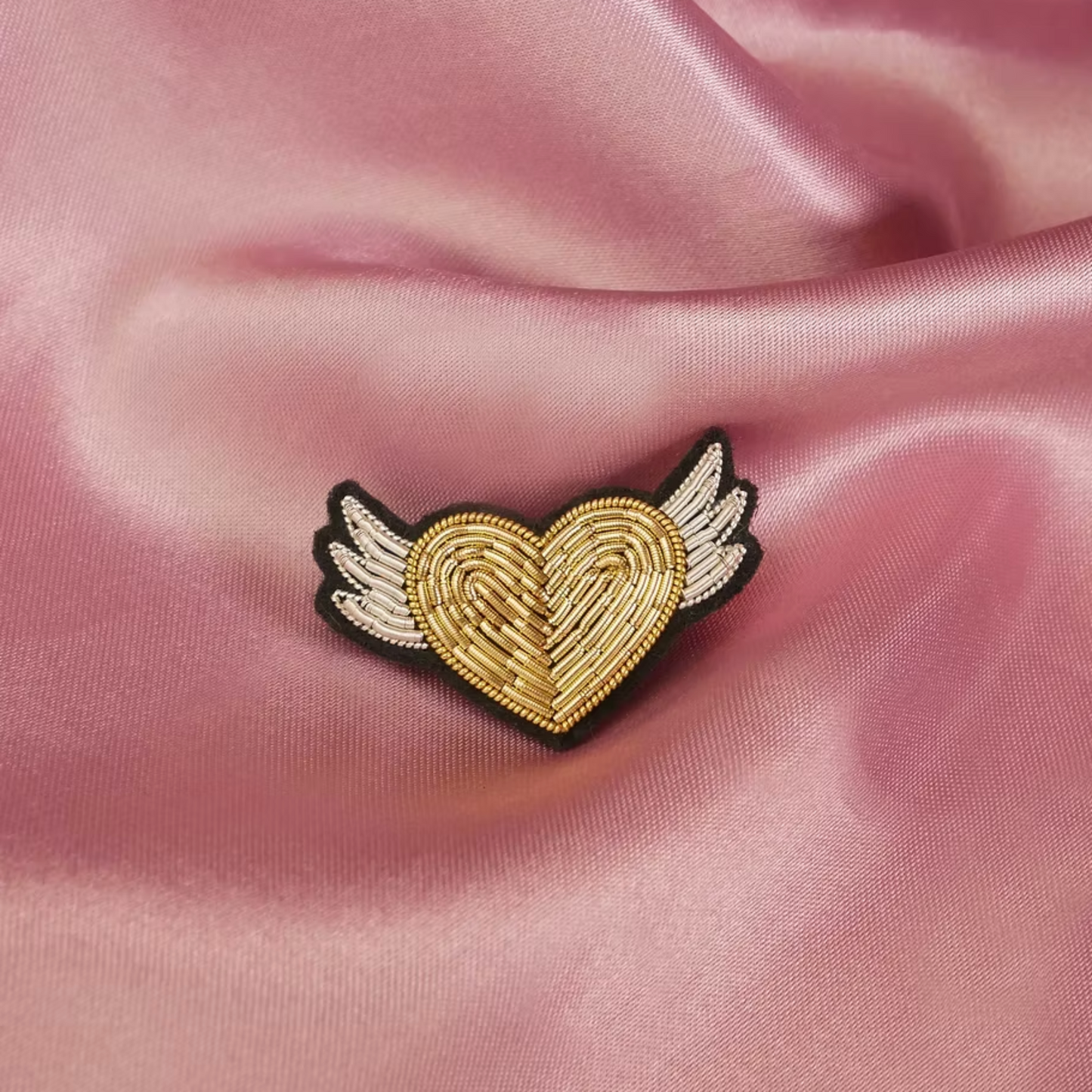 Broche - Coeur ailé doré - Malicieuse