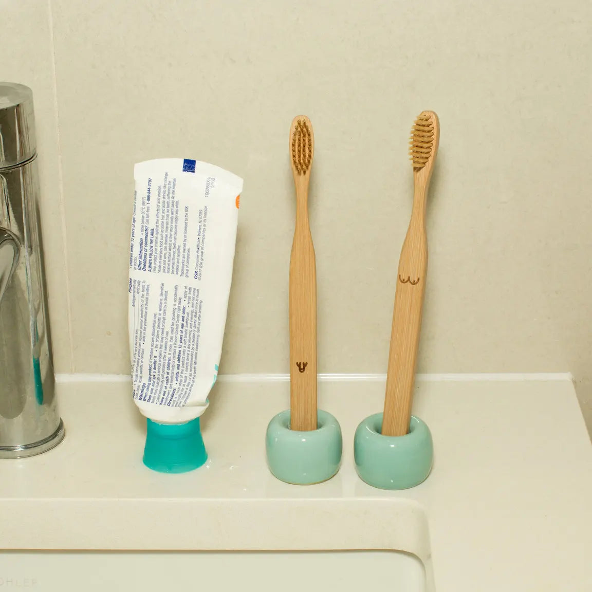 Ensemble duo de brosses à dents en bambou - Nudie - Kikkerland
