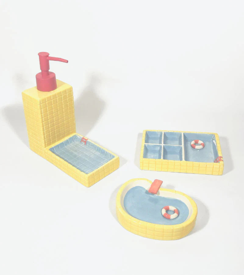 Distributeur de savon - Piscine - L'expressionist