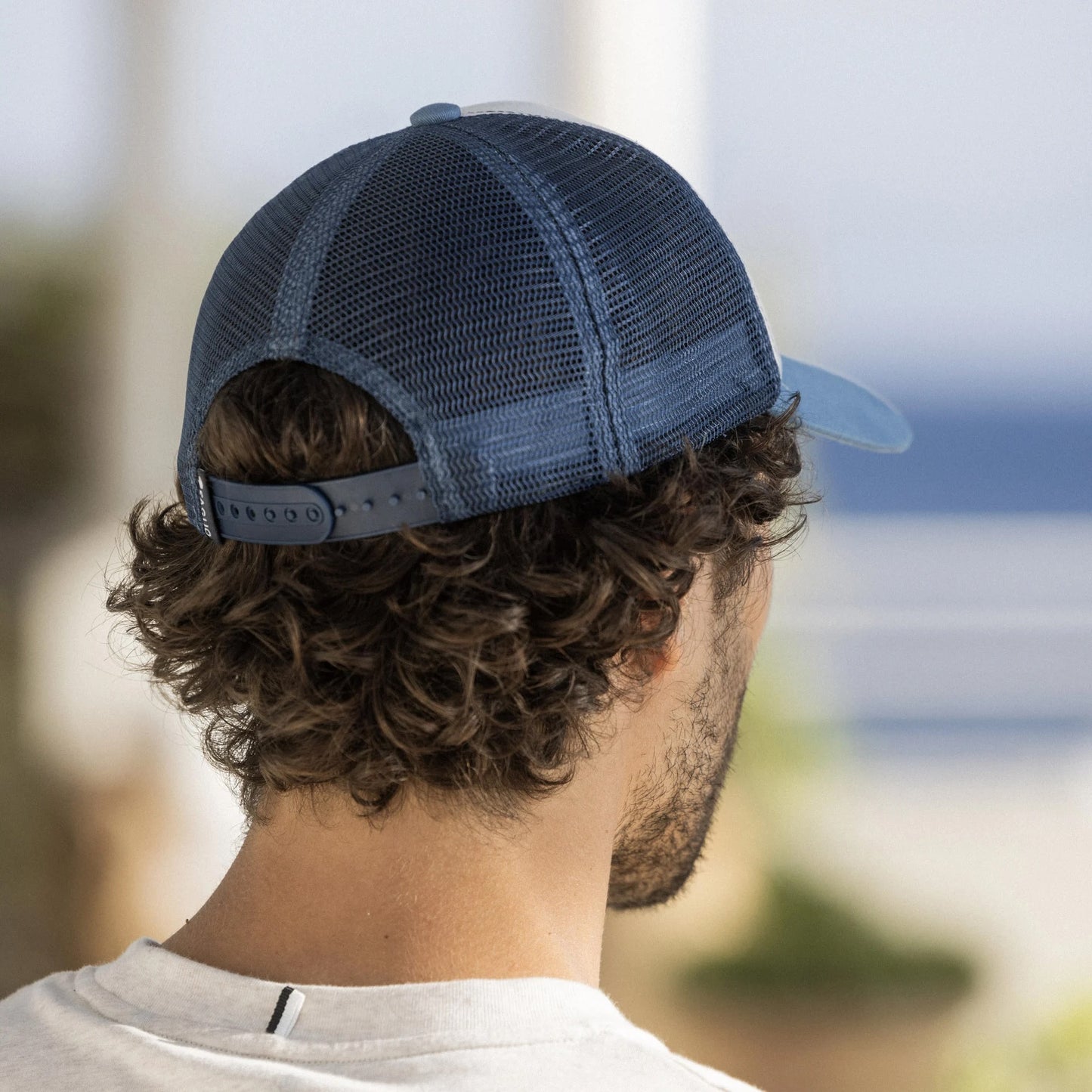 Casquette bleue - modèle CAP trucker - FAGUO