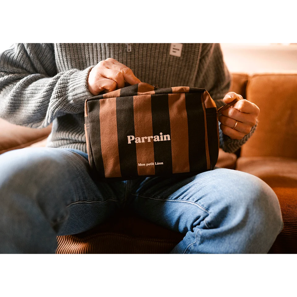 Trousse de toilette - Rayures noires et marrons - Parrain - Mon petit Léon